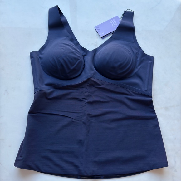 HONEYLOVE 'LiftWear Tank' in Navy - Picture 6 of 8